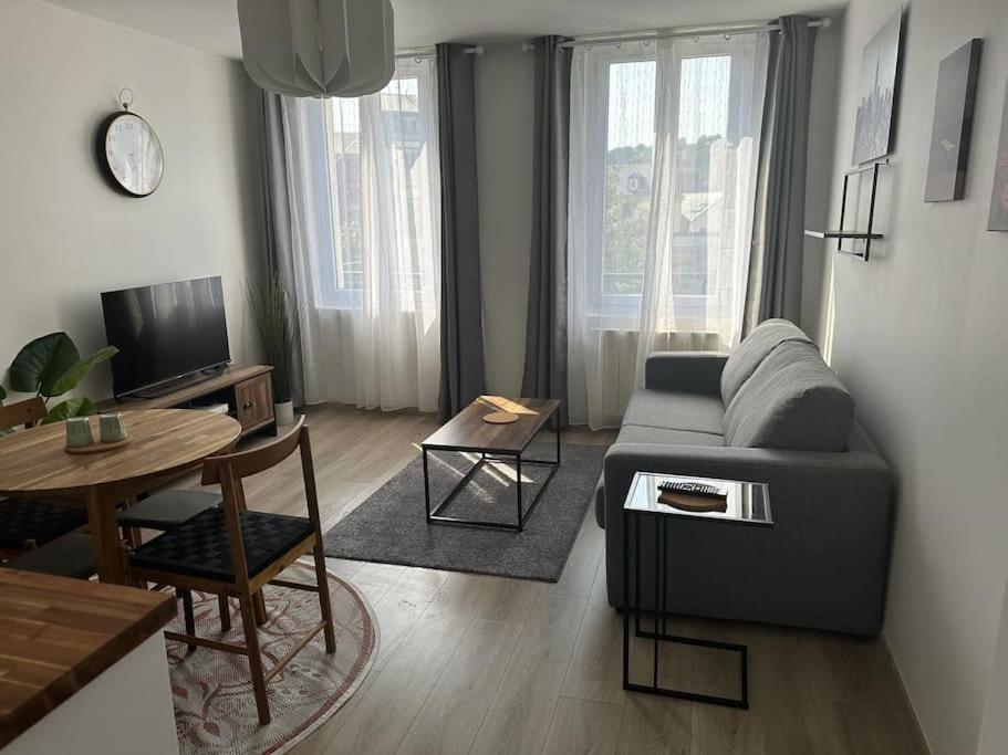 Appartement Agreable Et Confortable Pour 4 Personnes Le Havre Luaran gambar